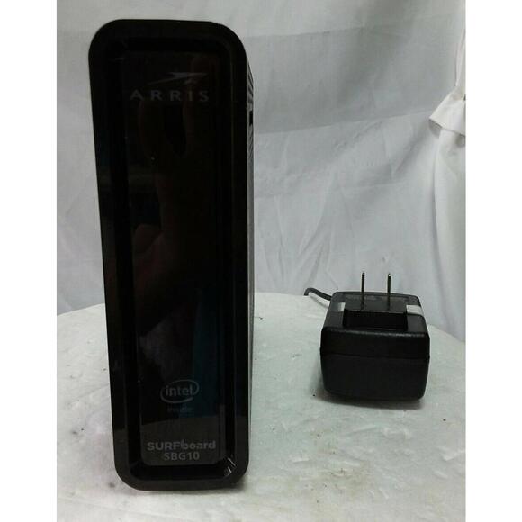 ARRIS SBG10  Surfboard DOCSIS 3.0 Cable Modem & Wi-Fi Router - Picture 1 of 7